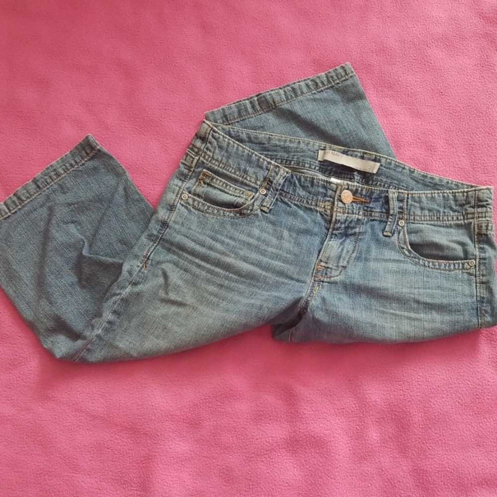 Old Navy | mid rise capris